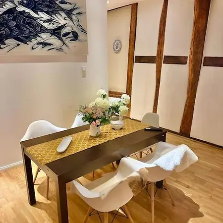 Am Schloss 2 - Bestes In Appartement